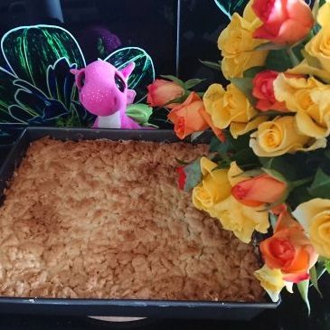 Kruche ciasto z jabłkami i rabarbarem