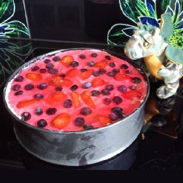 Tort owocowy z galaretką  na Dzień Taty