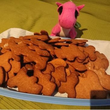 Rozgrzewające ciasteczka cynamonowo-imbirowe