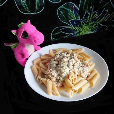 Makaron z łososiem i koperkiem