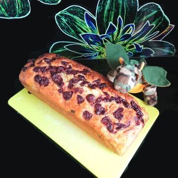 Szybkie ciasto jogurtowe z wiśniami