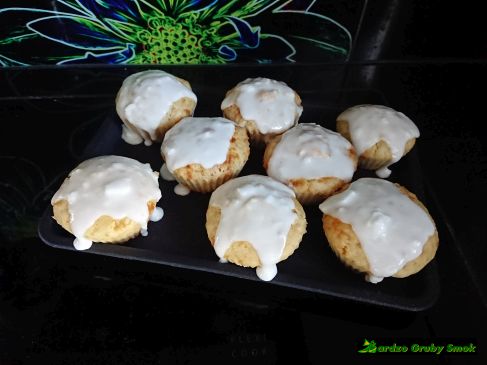 Muffinki cytrynowe z lukrem