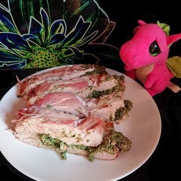 Indyk ze szpinakiem gotowany na parze