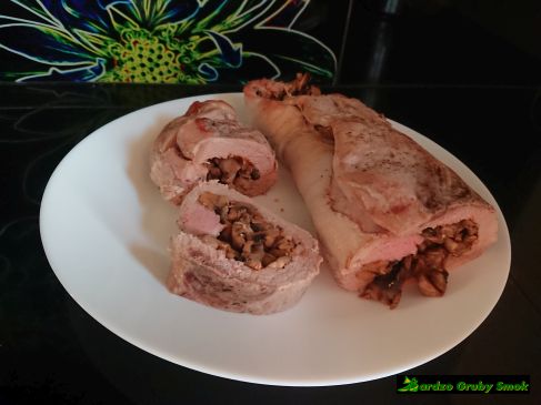 polędwiczka wieprzowa faszerowana pieczarkami