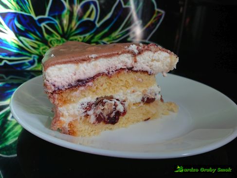 Tort wiśniowo-czekoladowy
