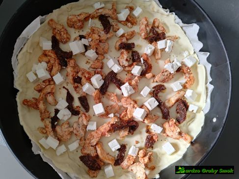 tarta z kurczakiem i suszonymi pomidorami