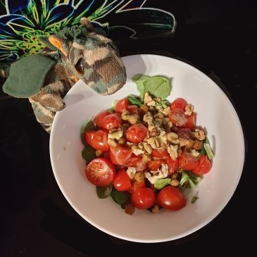 sałatka z cieciorką i roszponką